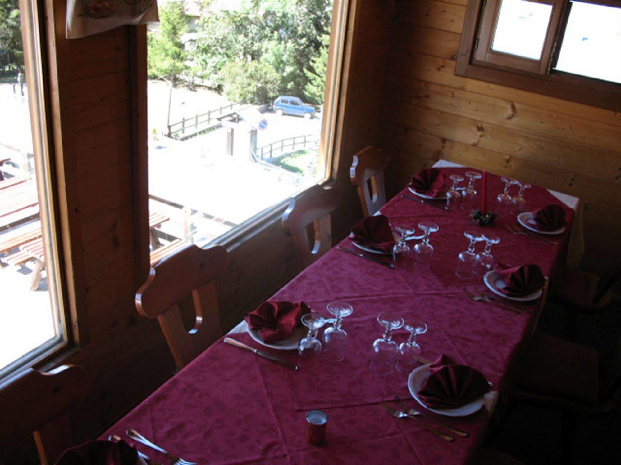 Restaurant Hotel Chalet Del Sole Oulx 외부 사진